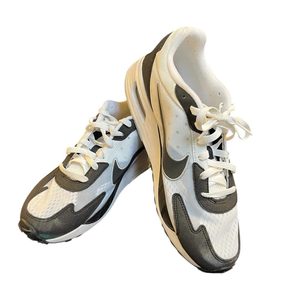 Nike Air Max Solo Men's Casual Shoes
White/Black-Pure Platinum size 11.5